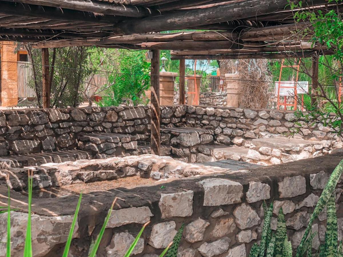Nkisi Guesthouse Kang Buitenkant foto