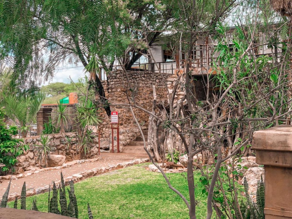Nkisi Guesthouse Kang Buitenkant foto