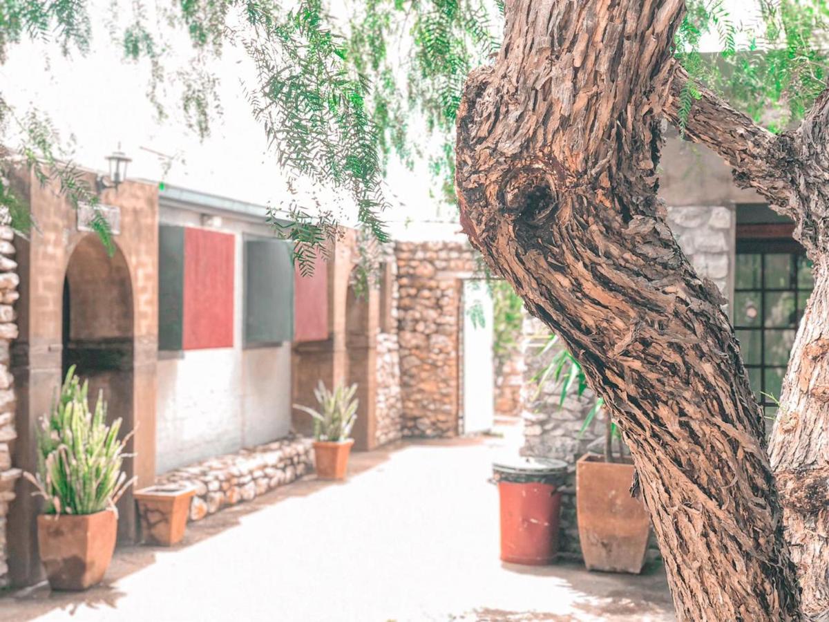 Nkisi Guesthouse Kang Buitenkant foto